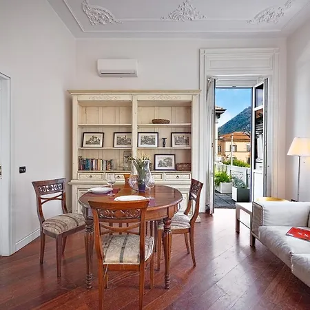 Three-Room Apartment In Como Center Esterno foto